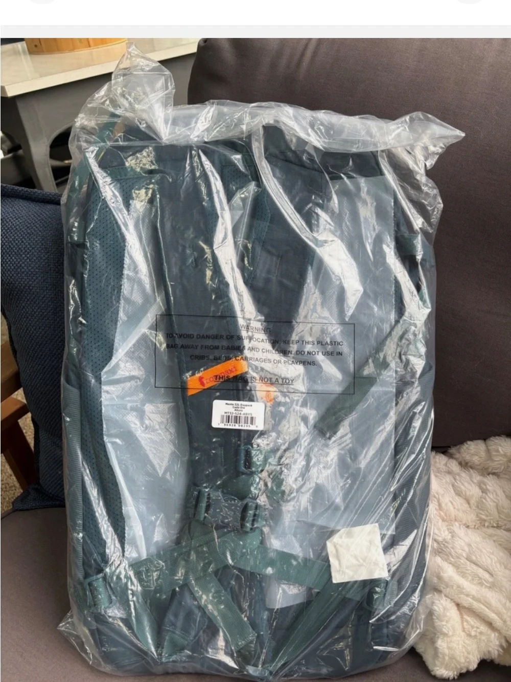 **NWT ** Cotopaxi Mente Travel Backpack 32L (Verde)